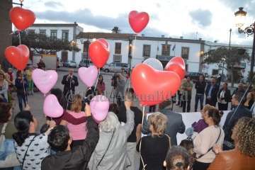 Globos de colores vuelan en Telde por Yurena López (Foto TA)